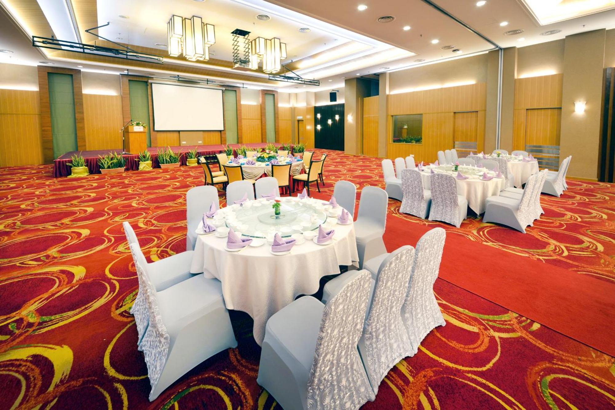 Hotel Grand Lexis Port Dickson Zewnętrze zdjęcie The ballroom of the hotel