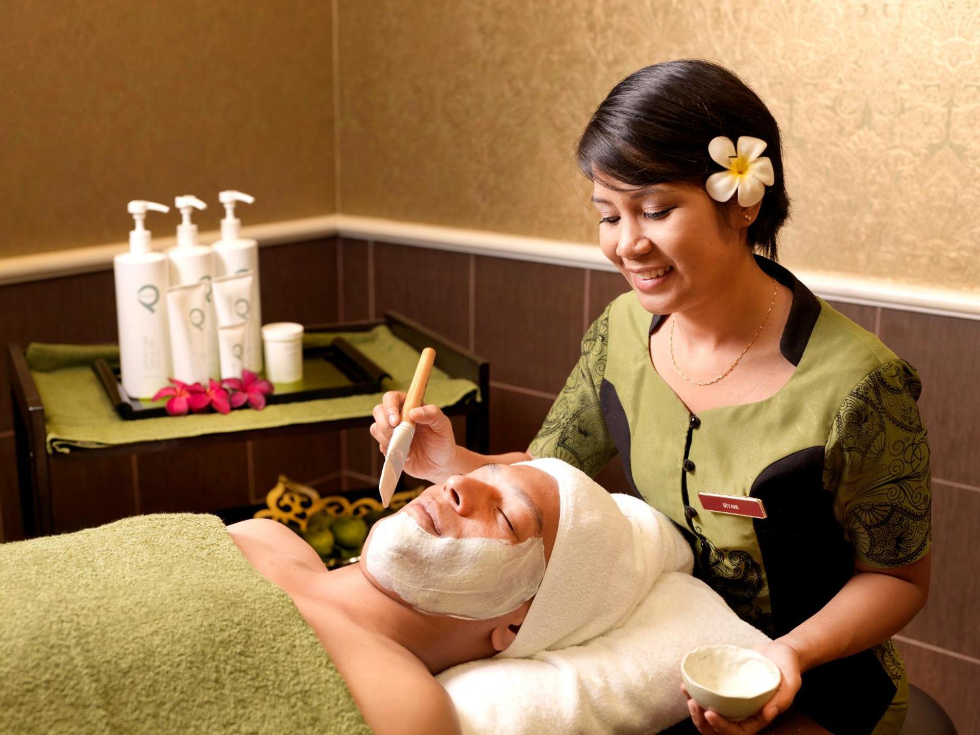Hotel Grand Lexis Port Dickson Udogodnienia zdjęcie A spa treatment