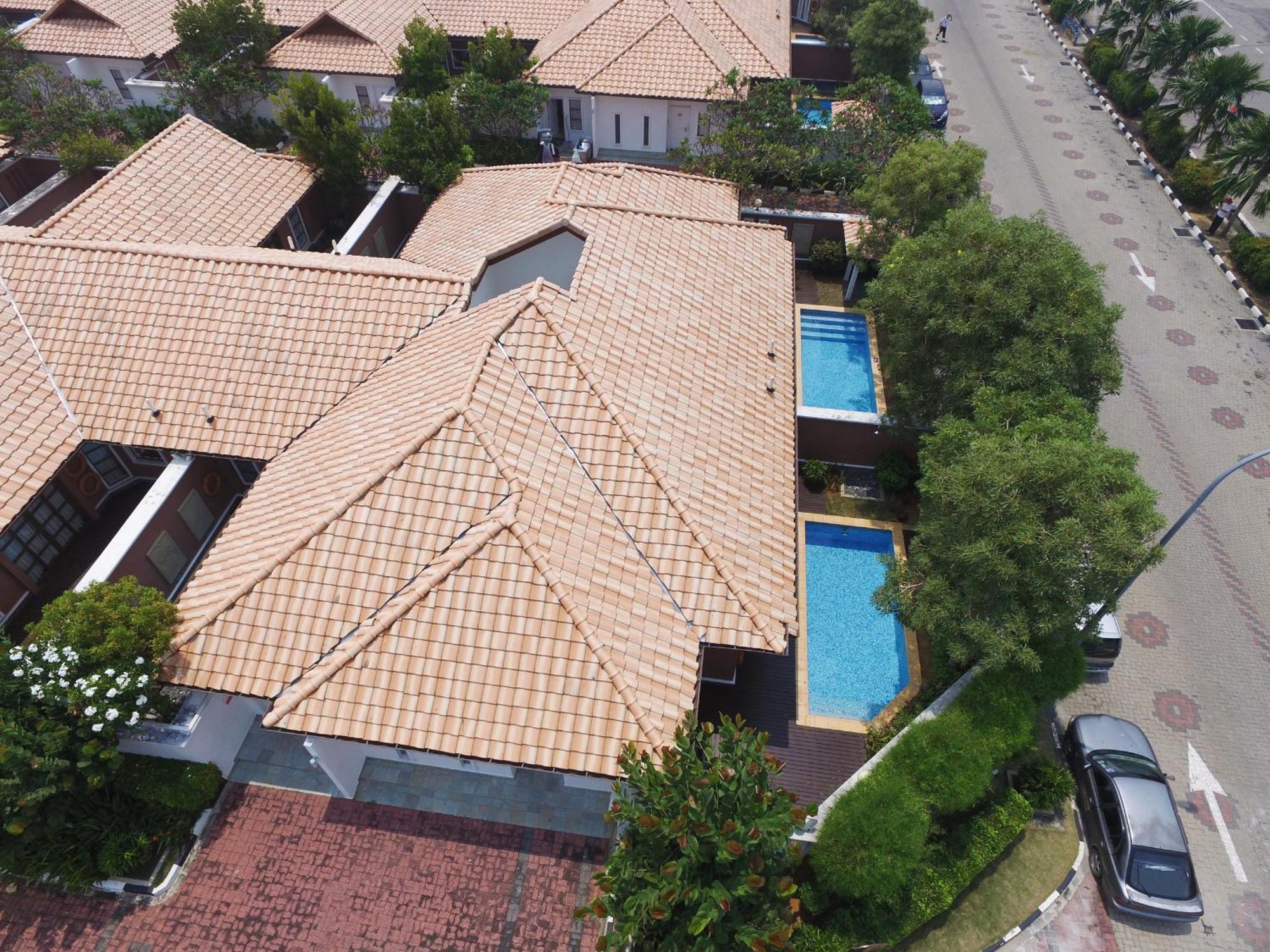 Hotel Grand Lexis Port Dickson Zewnętrze zdjęcie Residential area in Kota Kinabalu